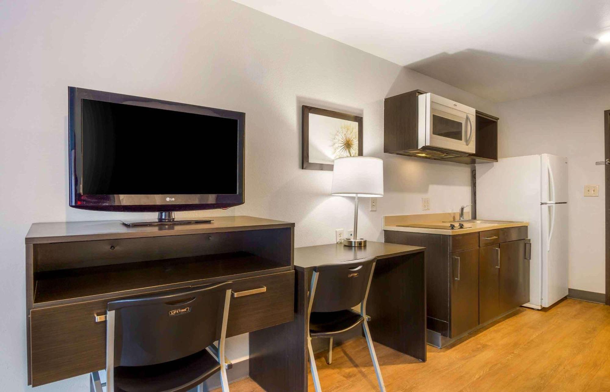 Extended Stay America Select Suites - Charleston - Ashley Phosphate Rd Hanahan Экстерьер фото